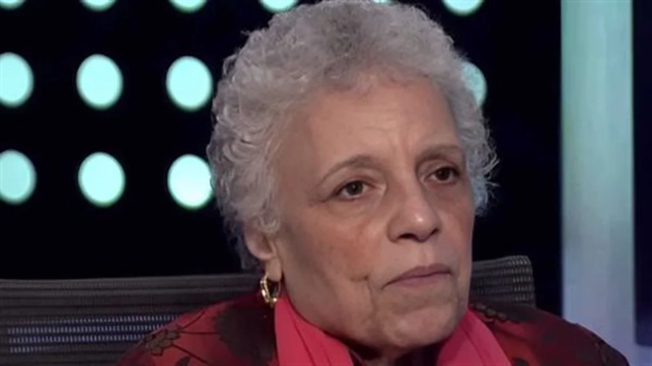 انطلاقة فنية.. مسيرة عارفة عبد الرسول من حي الحضرة إلى شاشات القاهرة
